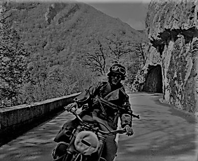 French road pauls dispatch rider (3).jpg