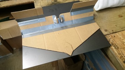 My lovely cardboard spade template copied from the &quot;G&quot; Berge.