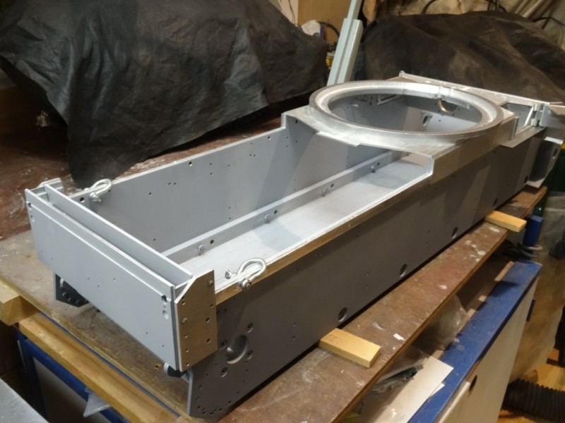 Exhaust box