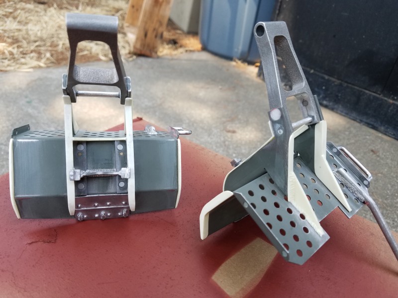 Spades bolts hidden.jpg