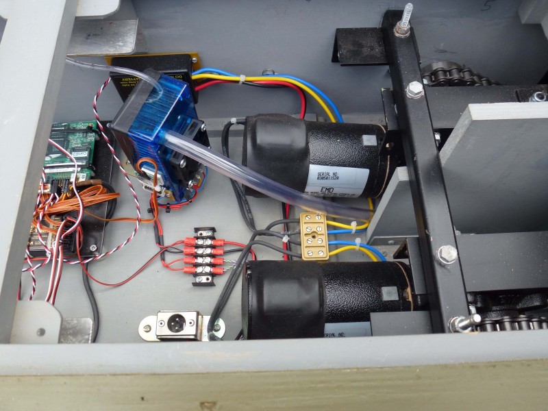 It uses a 12v motion system which is very similar to the early Armortek models motion pack but chain drive to the sprockets, it uses the Armortek sound module reproducing the V12 Liberty engine sounds, it's so much easier now with the new Armortek modules and the reliable no maintenance motor/gearbox units.