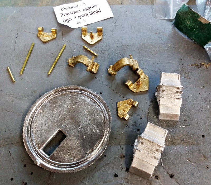 We are using these nice hatch upgrades but the white metal hinges are no use at all and will break the first chance they get, so the brass hinges make very robust second replacement and will last forever. These are bolted to the hatch and not bonded!<br />The white metal periscopes will also be replaced with the spring loaded examples.