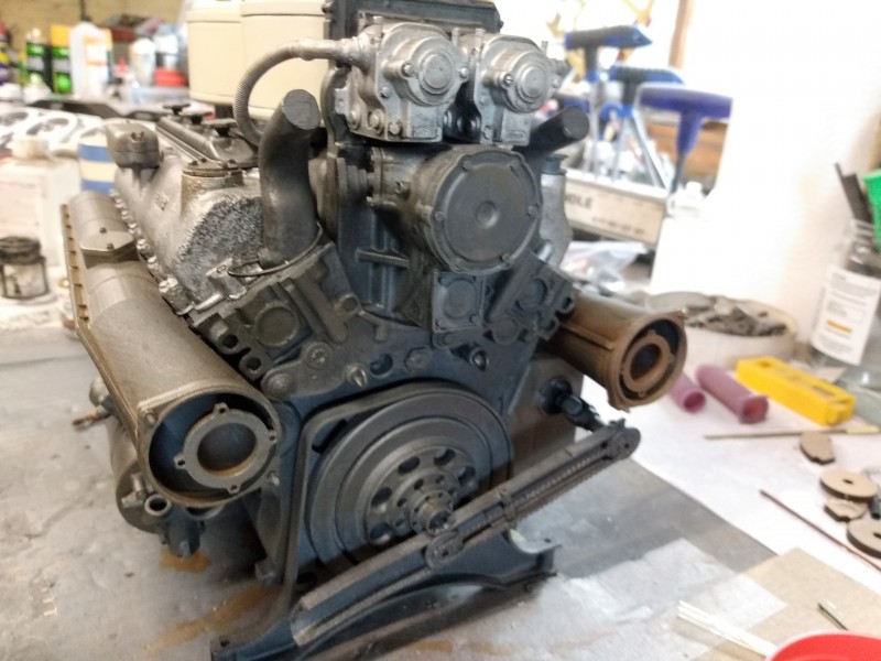 More browns and black washes left to build up in the recesses, then rubbed back. Basically if you cant get to clean that area then nor could the crew member detailed to keep the engine clean prior to maintenance.