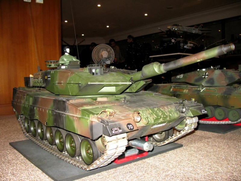 1/8 Leopard 2A5