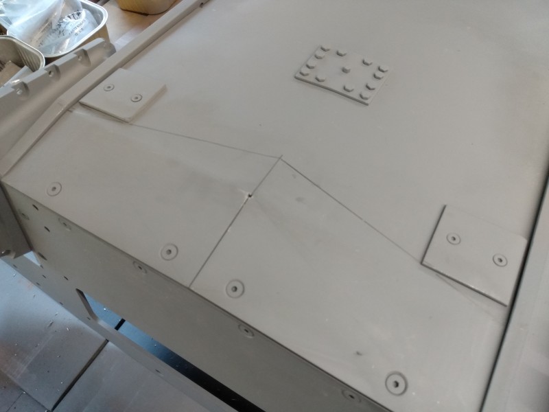 The problem area that will take some head scratching to solve, it's by no means necessary to change the geometry of the belly plate angles and the rear plate lower edge, unless you want a very accurate chieftain example indeed.