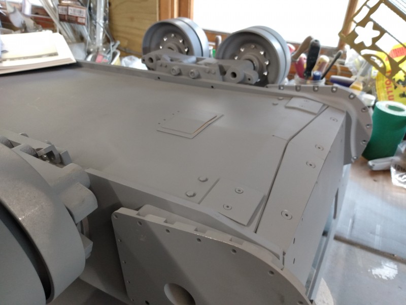 As close as your going to get using this method and nothing removed but for a slither from the rear plate bottom edge, this gap is then filled with the belly plate cut sections as they are folded to meet the rear plate.