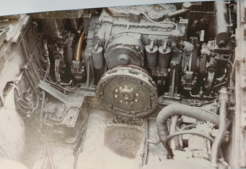 Has anyone got a good detail photo of the empty engine bay please?