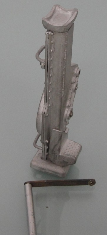 Wagenheber.6.JPG