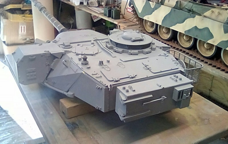 The Chieftain turret fills the lift table on its own.