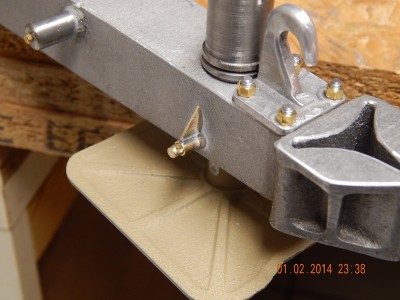 &quot;Guiding pin&quot; made for the jack-pad and fixings improved for the hooks