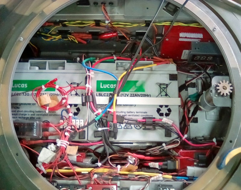 Reference photo for battery positions as air freight do not allow any batteries on board.