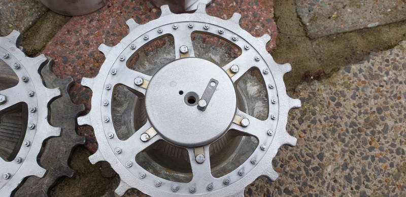 Sprocket cleaned - not bad for 12 years use