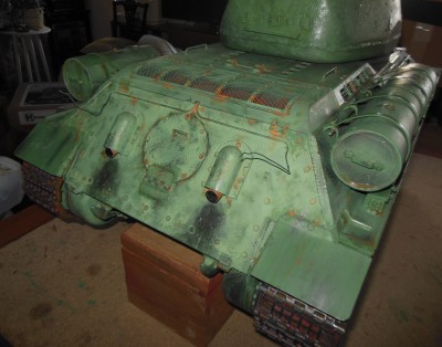 33.T34-85 REAR END.jpg