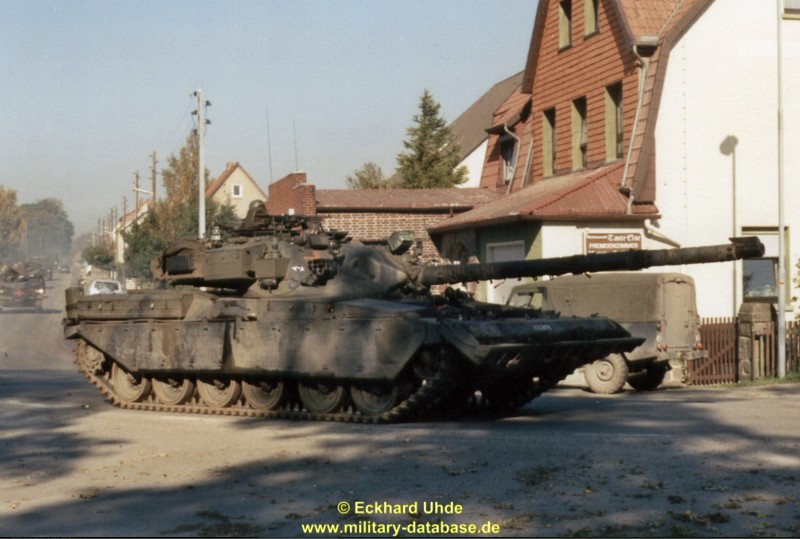 2IC's dozer tank. 1 in each squadron. This crew has over-filled the diesel tanks and a spillage has drained out onto the side plates. On a steep down-slope, diesel could find its way forward onto the driver's neck. Not popular, nor with the crew when it came to sleeping on the back decks.