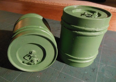 34. SMOKE CANISTERS.jpg