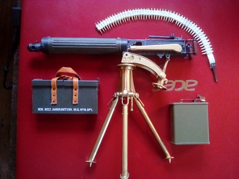 Very nicely detailed Vickers all in metal.