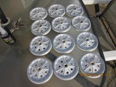 Road Wheels and bushes.JPG