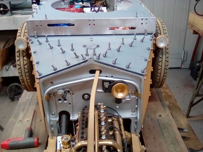 Hedgehog. You don't have to put that bend in the radiator door opener link but it does improve the movement, the real thing was also at an angle.