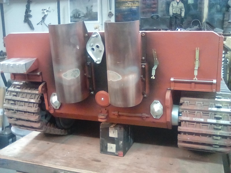 I love the Tiger1's arse and it's coming together.