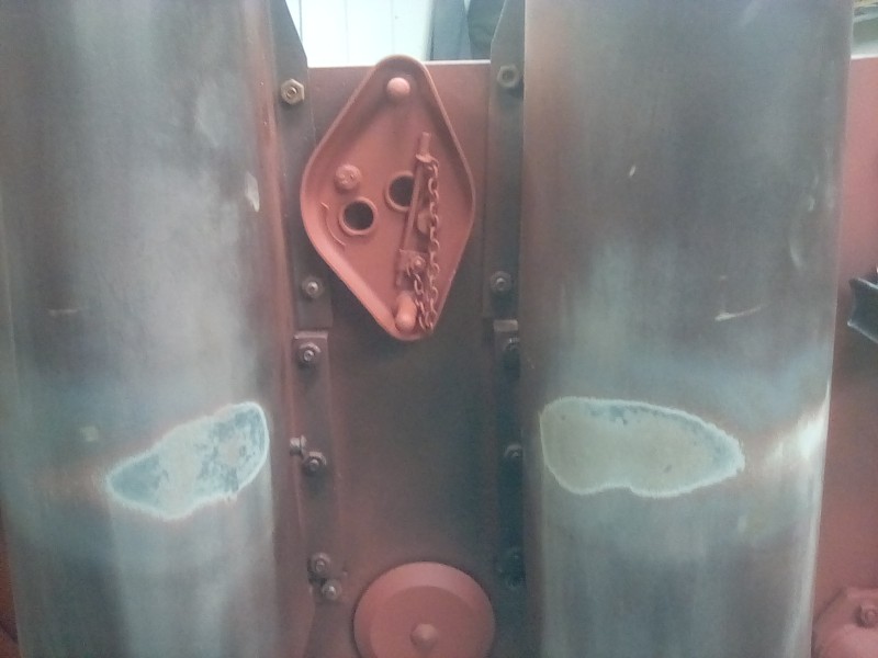A little detail to the mid starter plate and that's now mounted.