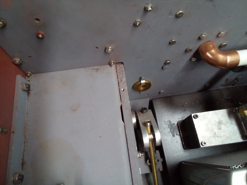 Spot the tip, it's very small but very necessary.