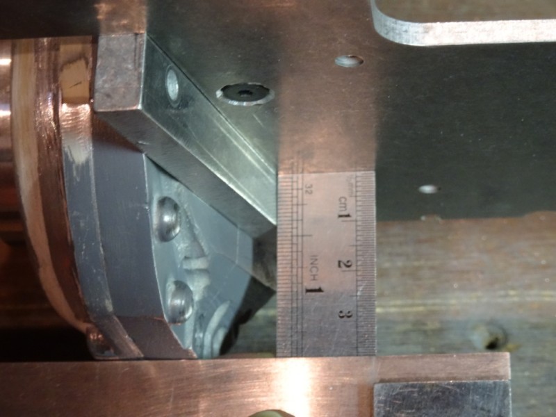 gear case - rear plate offset