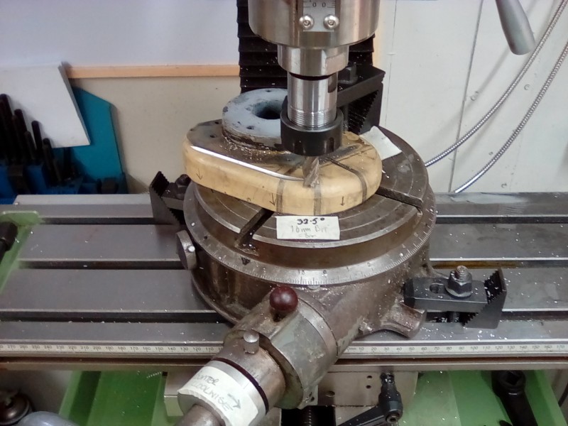 I want the cut to be one continuous removal of material, so the rotary table needs to earn its keep.