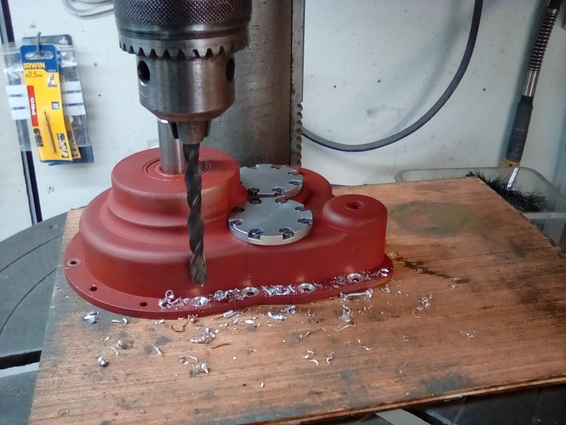 Flat bottom drill bit, very useful