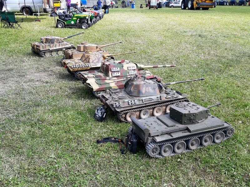 Armour and Mowers.jpg