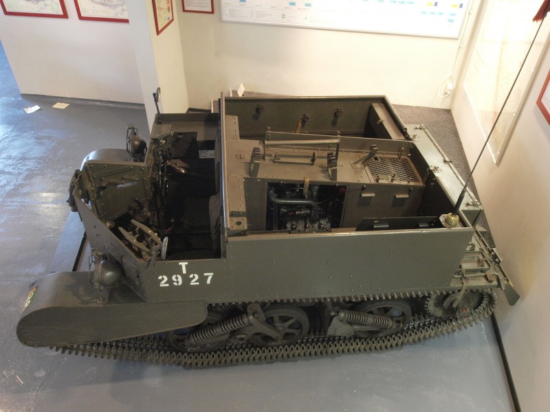 Universal_Carrier_Mk_II_pic-10.JPG