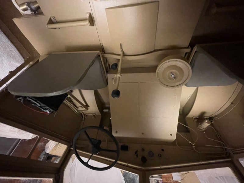 Internal 1.JPG