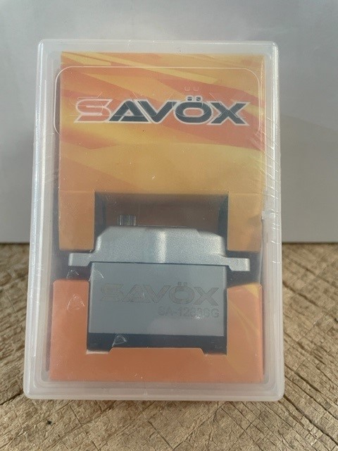 SAVOX metal servo (SA-1283sg)<br />£65 each