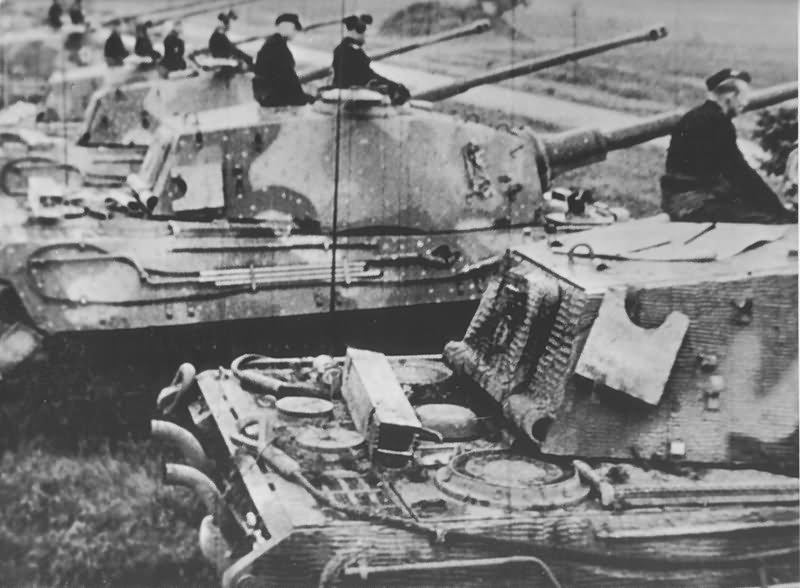 Tiger_2_tank_.jpg