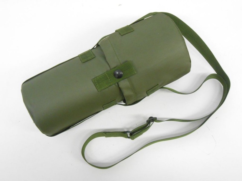 One man thermos insulated pouch