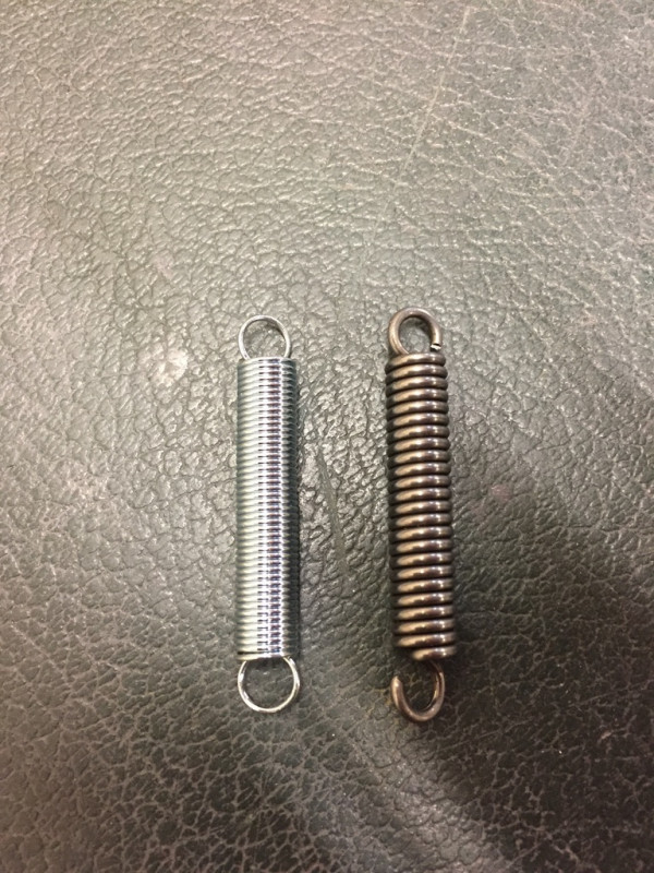 You may remember I said the original springs were to weak. Finally after a ridiculous amount of time spent searching found springs with the wire thickness I was after and the diameter almost exactly the same as the other ones.