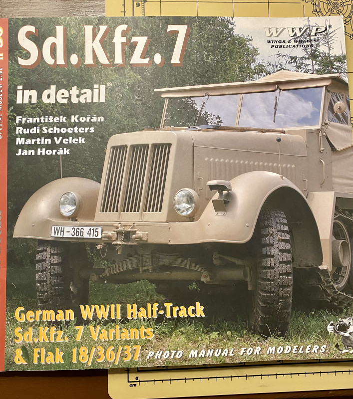 Sd Kfz 7 book