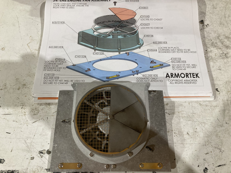 Lhs engine fan assembly