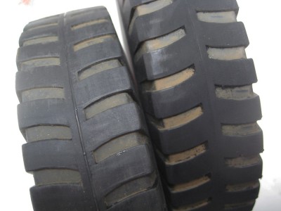 262. REMOVING TYRE MOLDS.jpg