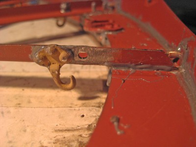 2. HANGING HOOK FACING THE RIGHT WAY.jpg