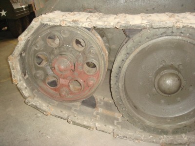 SAUMUR T34/76
